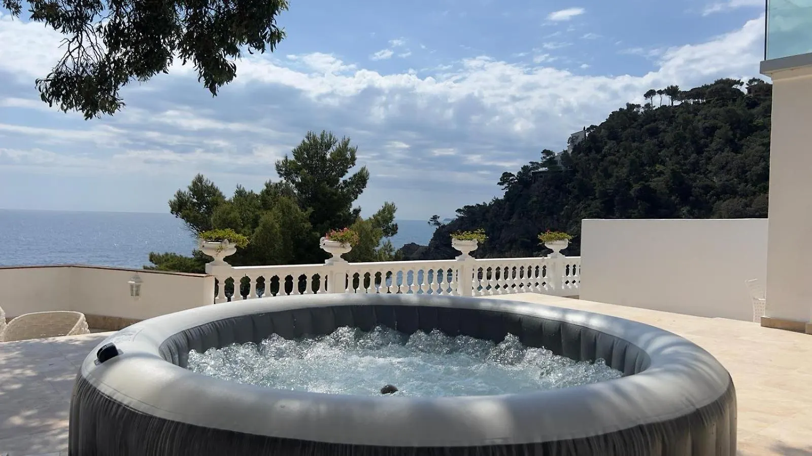Hotel La Calanque Cavalaire-sur-Mer