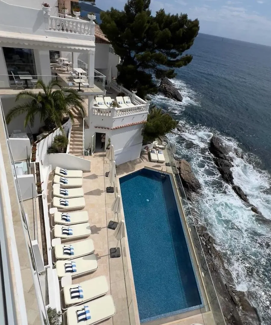 Hotel La Calanque Cavalaire-sur-Mer