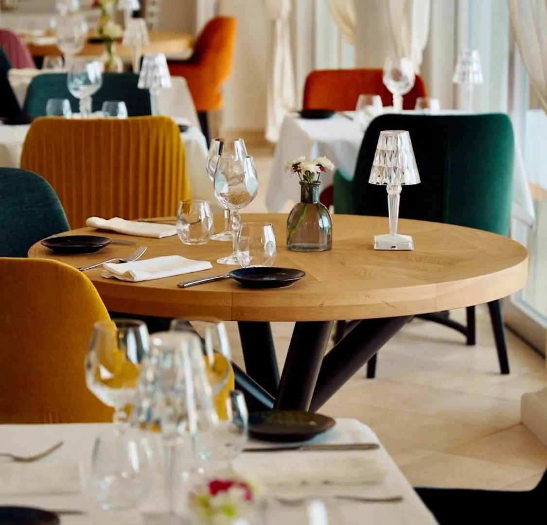Hotel La Calanque Cavalaire-sur-Mer