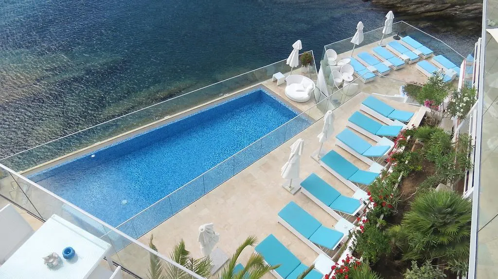 Hotel La Calanque Cavalaire-sur-Mer