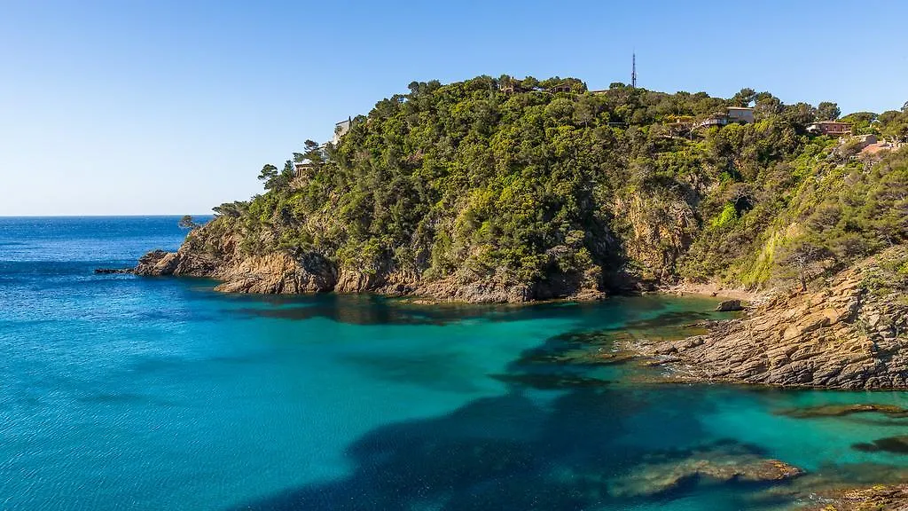 Hotel La Calanque Cavalaire-sur-Mer