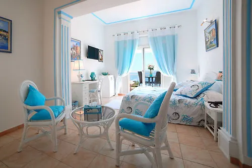 Hotel La Calanque Кавалер-сюр-Мер 4*,  Франция