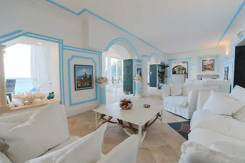 Hotel La Calanque Cavalaire-sur-Mer