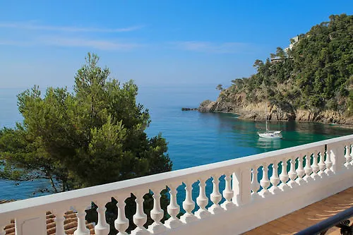Hotel La Calanque Cavalaire-sur-Mer