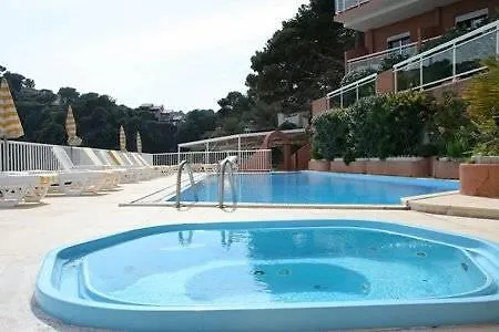 Hotel La Calanque Cavalaire-sur-Mer