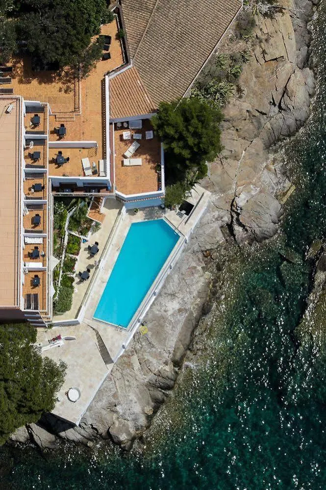 Hotel La Calanque Cavalaire-sur-Mer