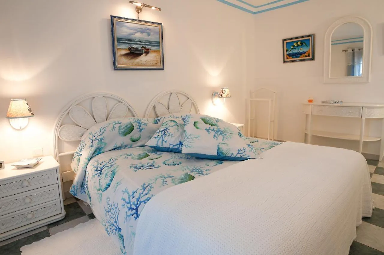 Hotel La Calanque Cavalaire-sur-Mer