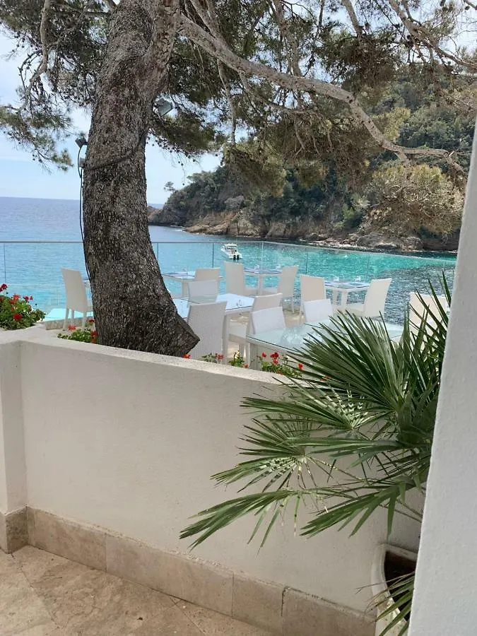 Hotel La Calanque Cavalaire-sur-Mer
