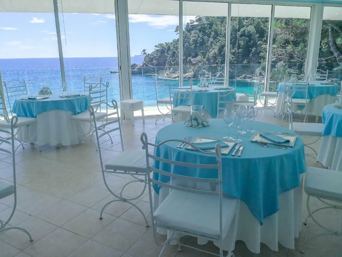 Hotel La Calanque Cavalaire-sur-Mer